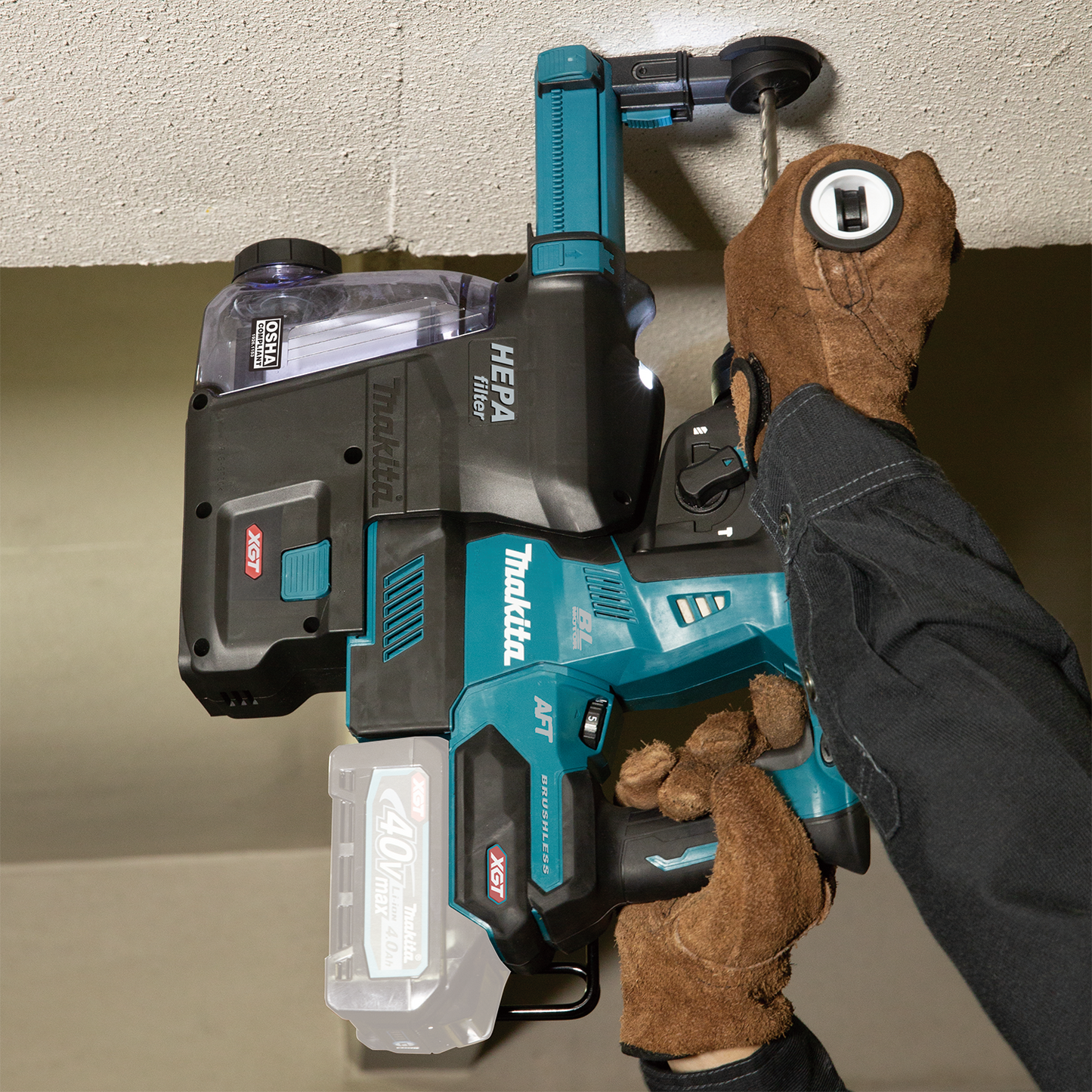 Makita GRH01ZW 40V max XGT® Brushless Cordless 1‑1/8" SDS‑PLUS AVT® Rotary Hammer w/ Dust Extractor, AFT®, AWS® Capable, Tool Only