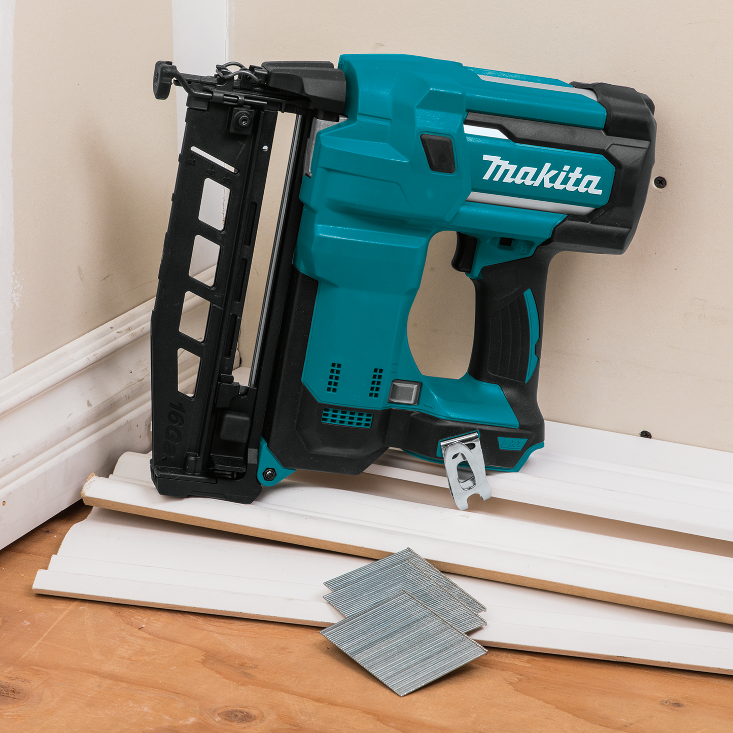 Makita XNB02Z 18V Lxt® Lithiumion Cordless 21/2" Straight Finish Nailer, 16 Ga., Tool Only