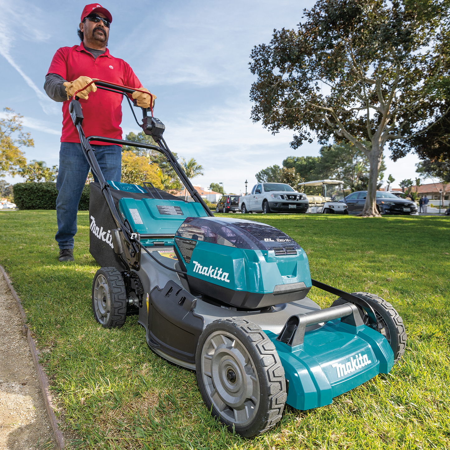 Makita XML08Z 36V (18V X2) LXT® Brushless 21" Self‑Propelled Commercial Lawn Mower, Tool Only