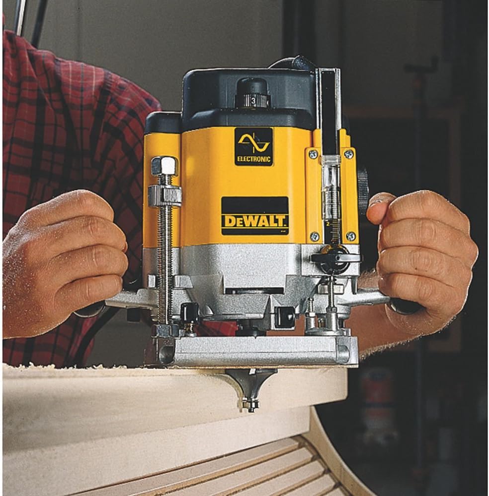 Dewalt DW625 3-Hp Vs Electronic Plunge Router Heavy Duty