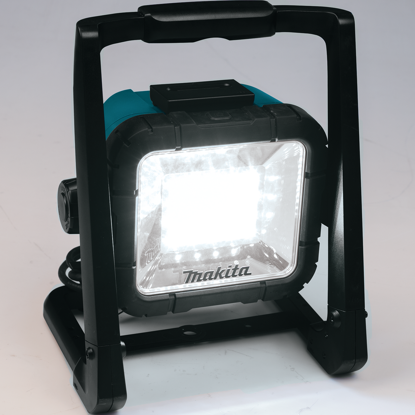 Makita DML805 18V LXT® Lithium‑Ion Cordless/Corded 20 L.E.D. Work Light, Light Only