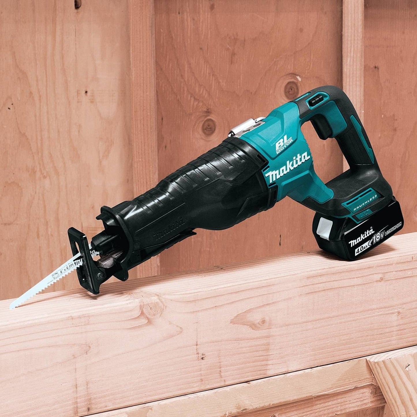 Makita XT328M 18V LXT® Lithium‑Ion Brushless Cordless 3‑Pc. Combo Kit (4.0Ah)