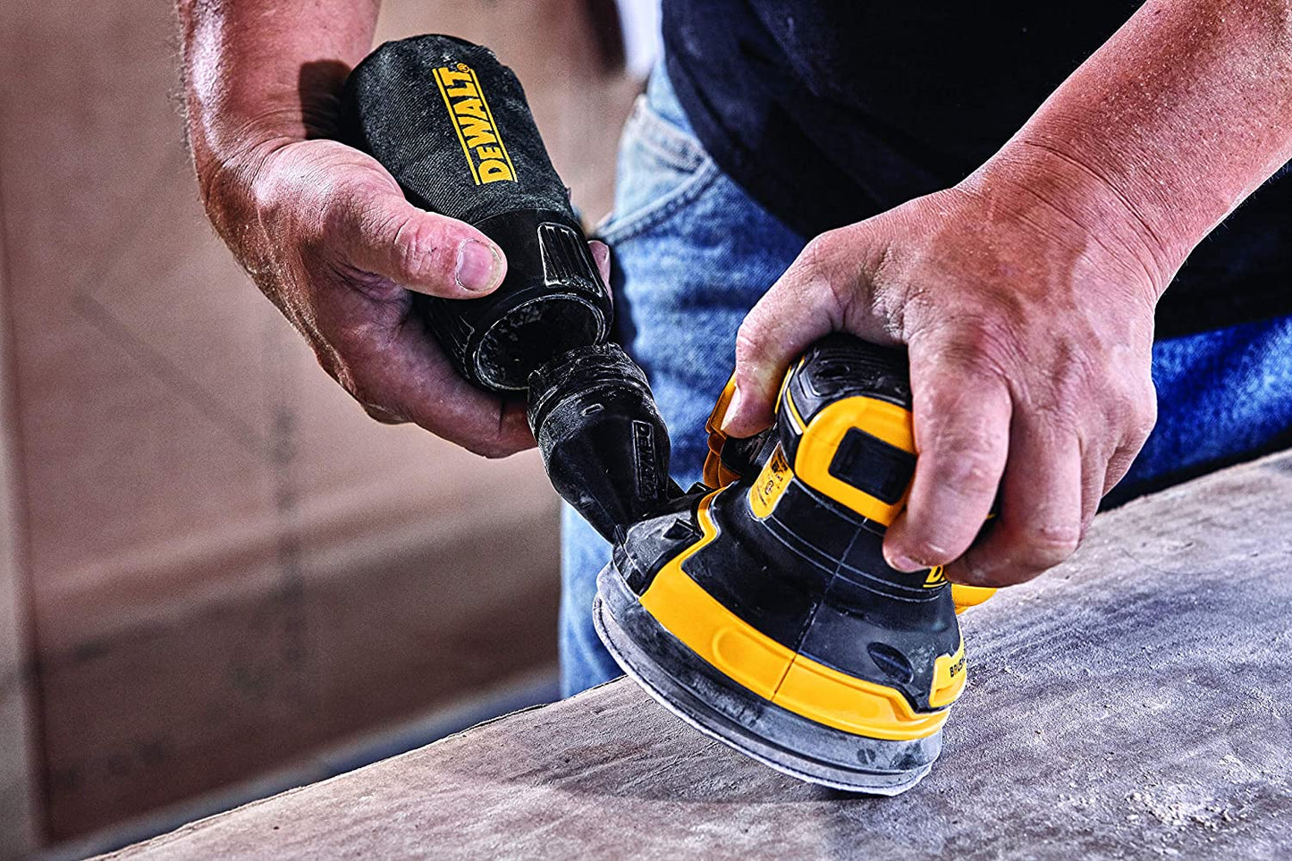 Dewalt DCW210P1 20V Max* Xr® Brushless 5 In. Cordless Variable Speed Random Orbital Sander Kit (5.0 Ah Battery)