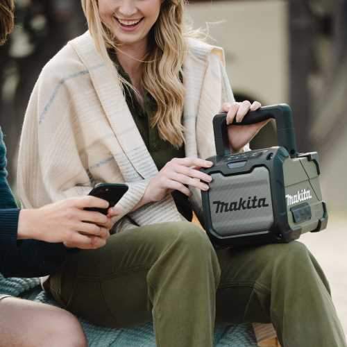 Makita ADRM08 Outdoor Adventure™ 18V LXT® Cordless/Corded Bluetooth® Speaker, Tool Only