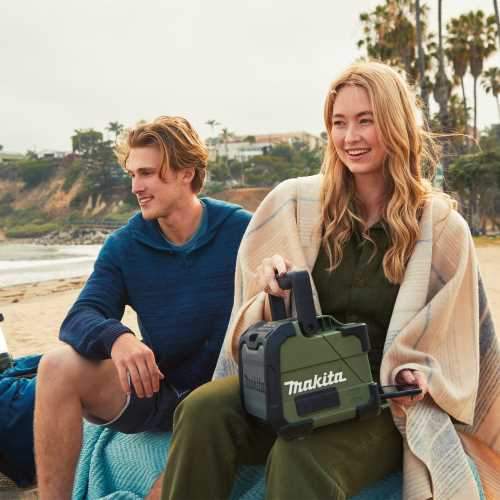 Makita ADRM08 Outdoor Adventure™ 18V LXT® Cordless/Corded Bluetooth® Speaker, Tool Only