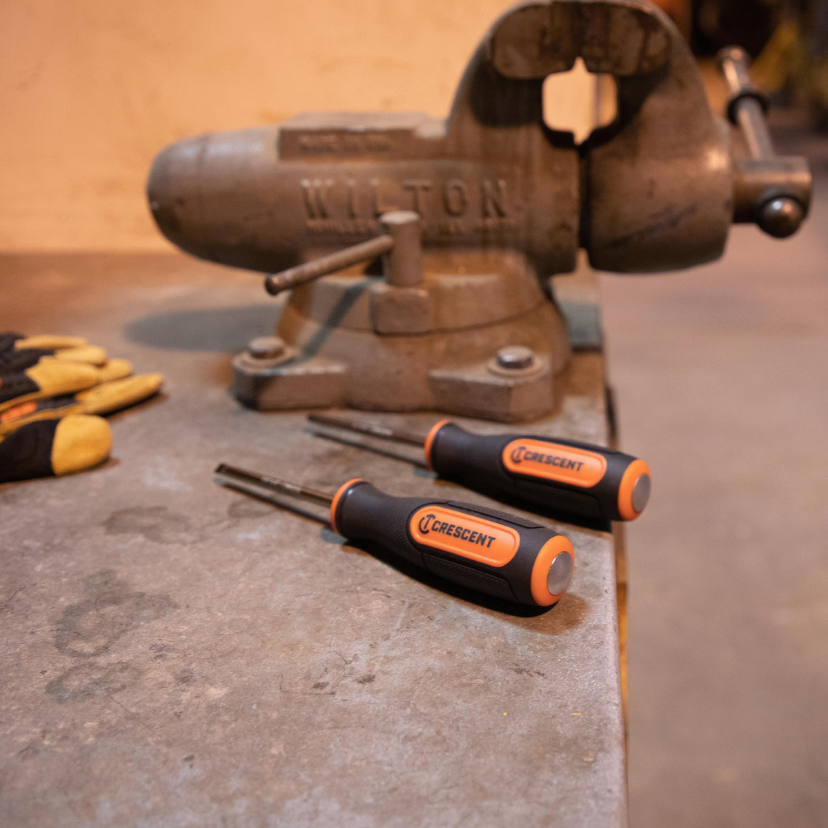 Crescent CIMSDSL Screw Biter™ 1/4" x 4" Slotted Dual Material Extraction Screwdriver