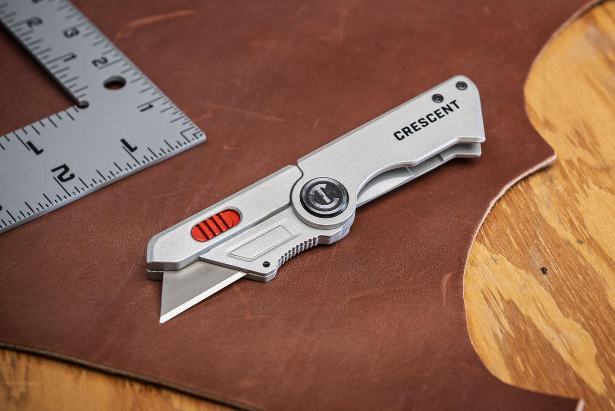 Crescent CTKCF Compact Folding Utility Knife