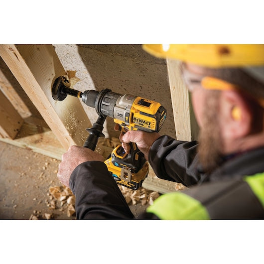 Dewalt DCD997CP2BT 20V Max* 1/2 In Xr® Brushless Cordless Hammer Drill/Driver Kit With Integrated Bluetooth® And Tool Connect Batteries