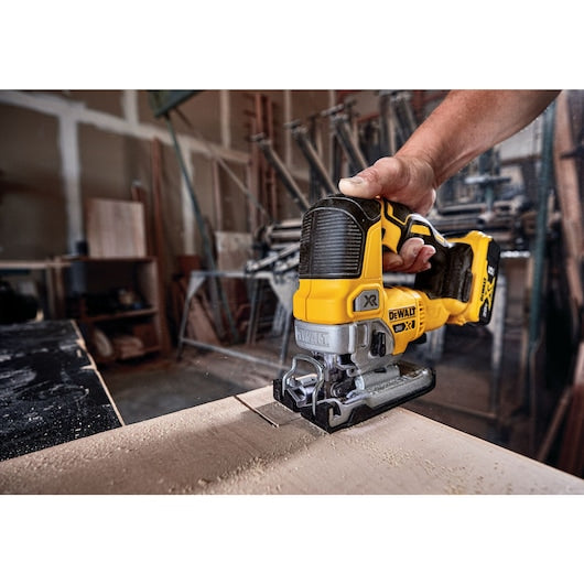 Dewalt DCS334P1 20V Max* Xr® Cordless Jig Saw