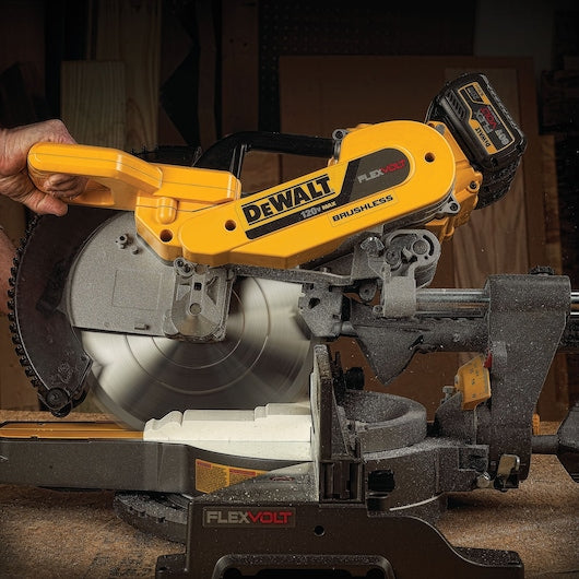 Dewalt DHS790AT2 Brshls 120V 12" Slidingmiter Saw