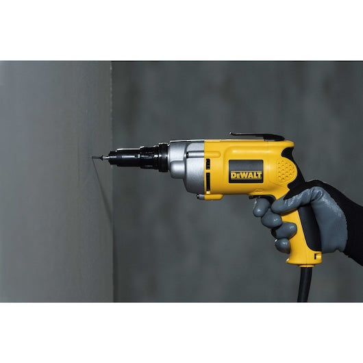 Dewalt DW268 Versa Clutch Screw Gun Vsr 6.5 Amps 0-