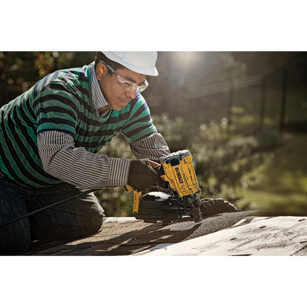 Dewalt DW45RN 15° Coil Roofing Nailer