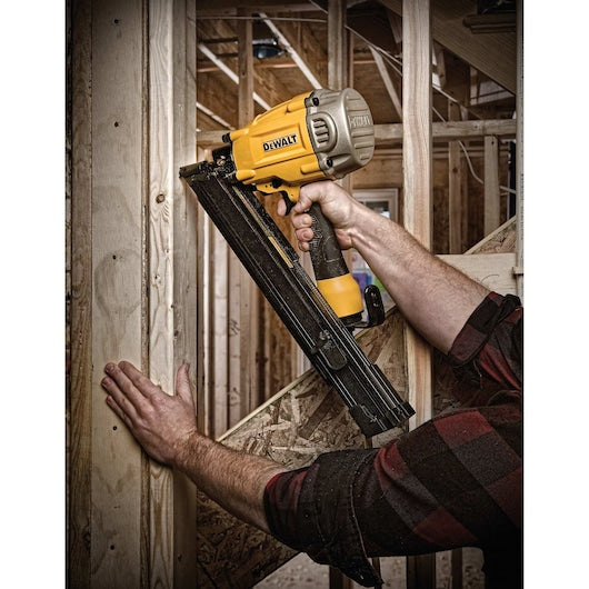 Dewalt DWF83PT 30 Degree Paper Tape Collated Framing Nailer