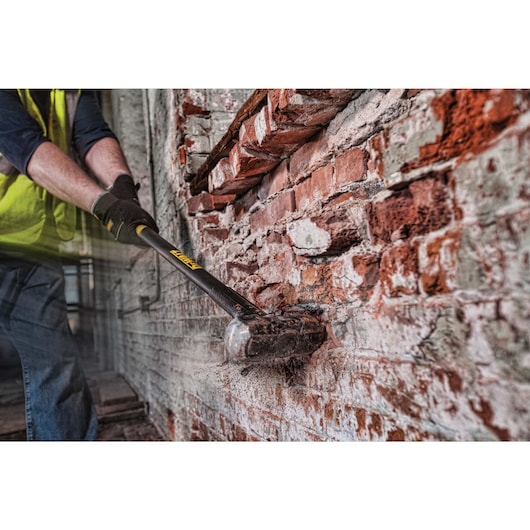 Dewalt DWHT56030 12 Lb. Exocore Sledge Hammer