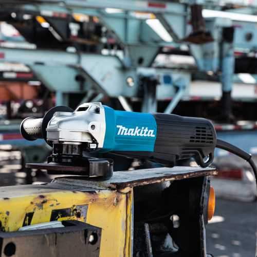 Makita GA4553R 4‑1/2" Paddle Switch Angle Grinder, with Non‑Removable Guard