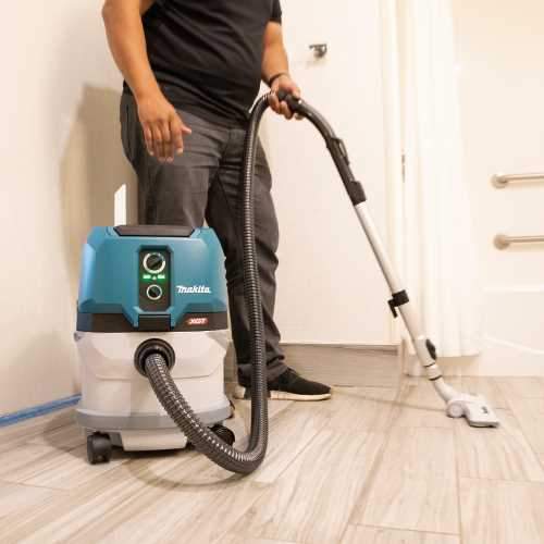 Makita GCV03Z 40V max XGT® Brushless Cordless 4 Gallon Wet/Dry Dust Extractor/Vacuum, Tool Only