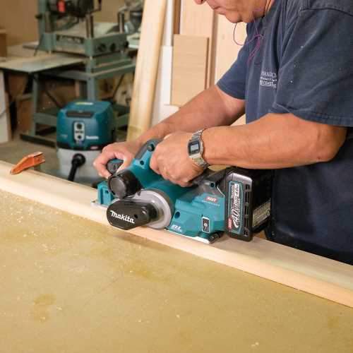 Makita GPK01M1 40V max XGT® Brushless Cordless 3‑1/4" Planer Kit, AWS® Capable (4.0Ah)