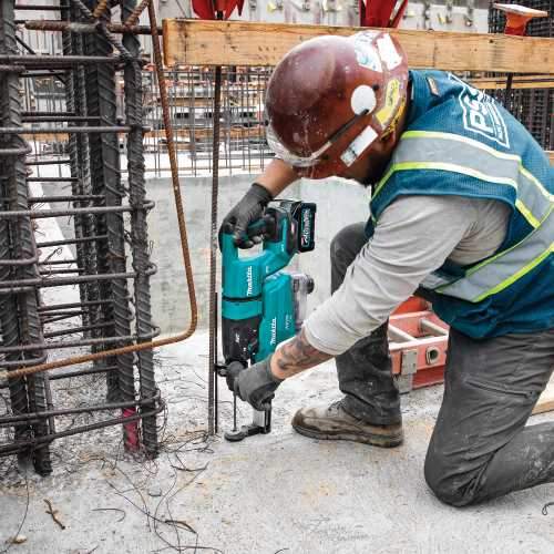 Makita GRH07M1W 40V max XGT® Brushless 1‑1/8" SDS‑PLUS AVT® Rotary Hammer (D‑Handle) Kit w/ Dust Extractor, AFT®, AWS® Capable (4.0Ah)