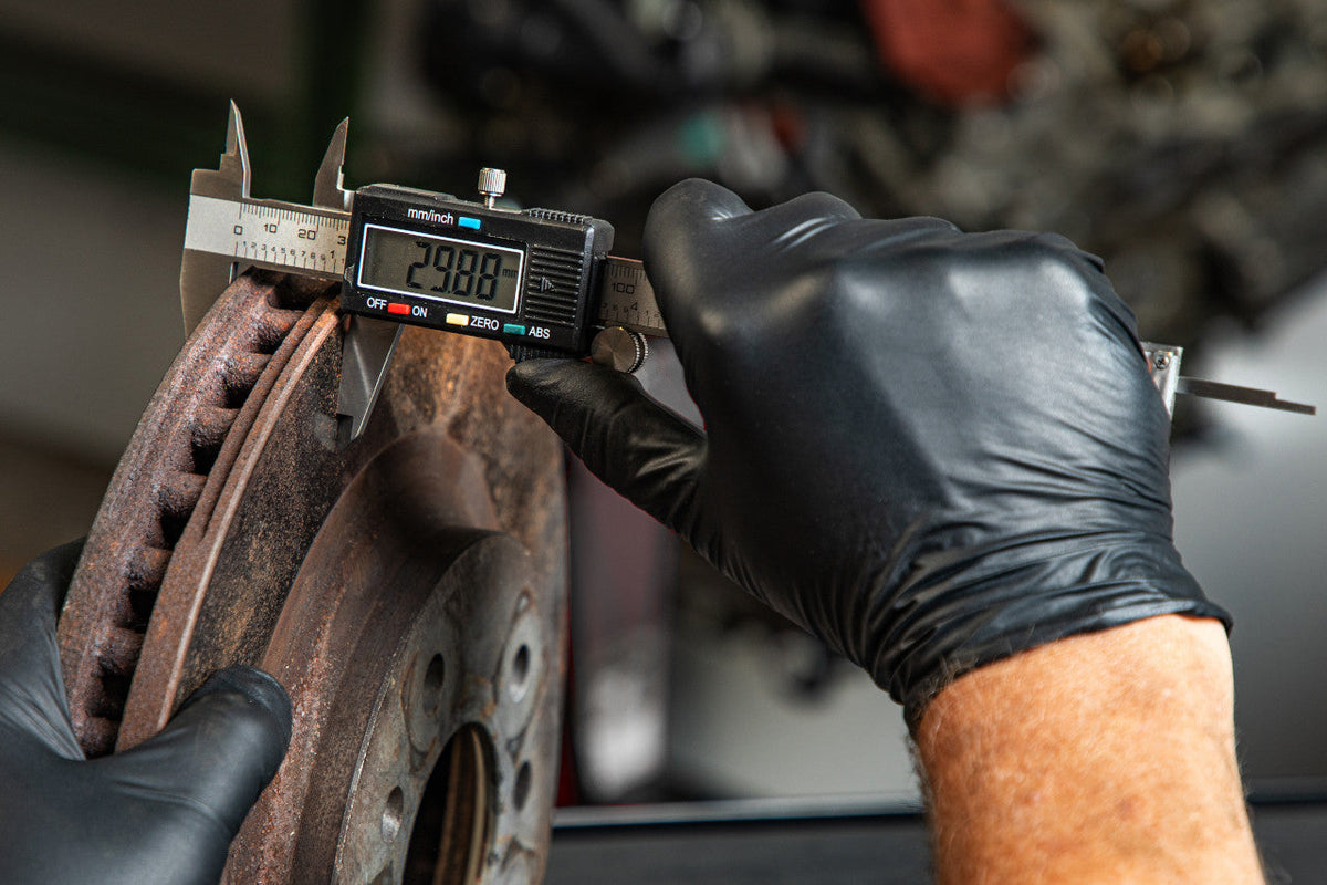 Gearwrench 3756D 6" Digital SAE/Metric Caliper with Large LCD Window