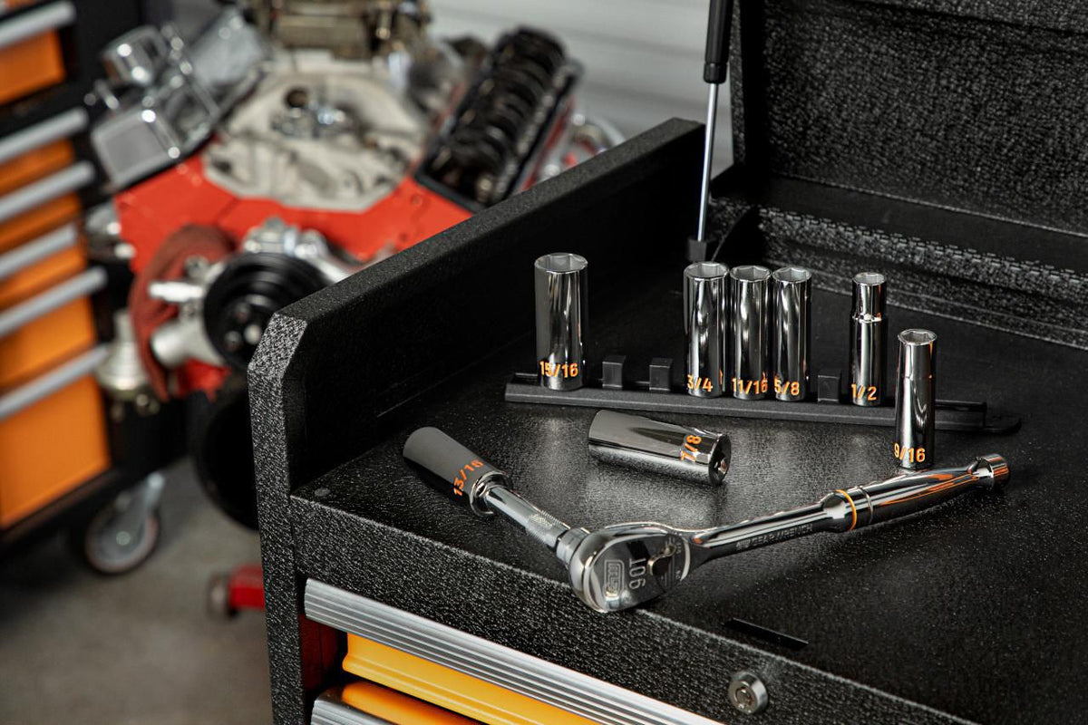 Gearwrench 80705H 8 Piece 1/2" Drive 6 Point SAE Hi-Viz Deep Socket Set