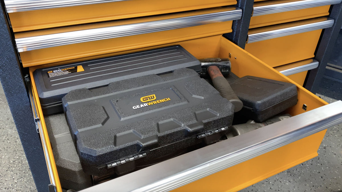 Gearwrench 83245 41" 11 Drawer Rolling Tool Cabinet