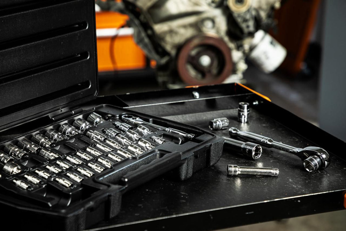 Gearwrench 8946 46 Piece 1/4" & 3/8" Drive Pass-Thru™ 6 Point SAE/Metric Tool Set