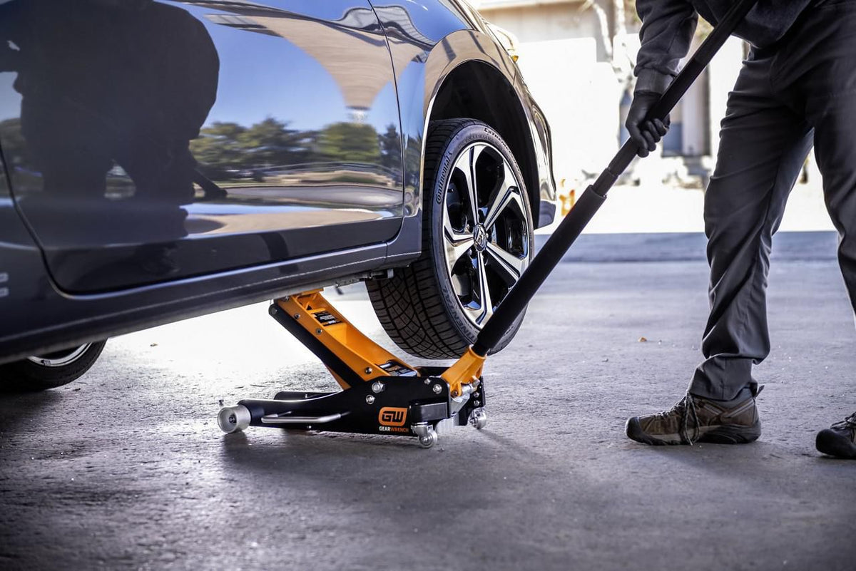 Gearwrench GWALFJ2T 2 Ton Aluminum Racing Jack