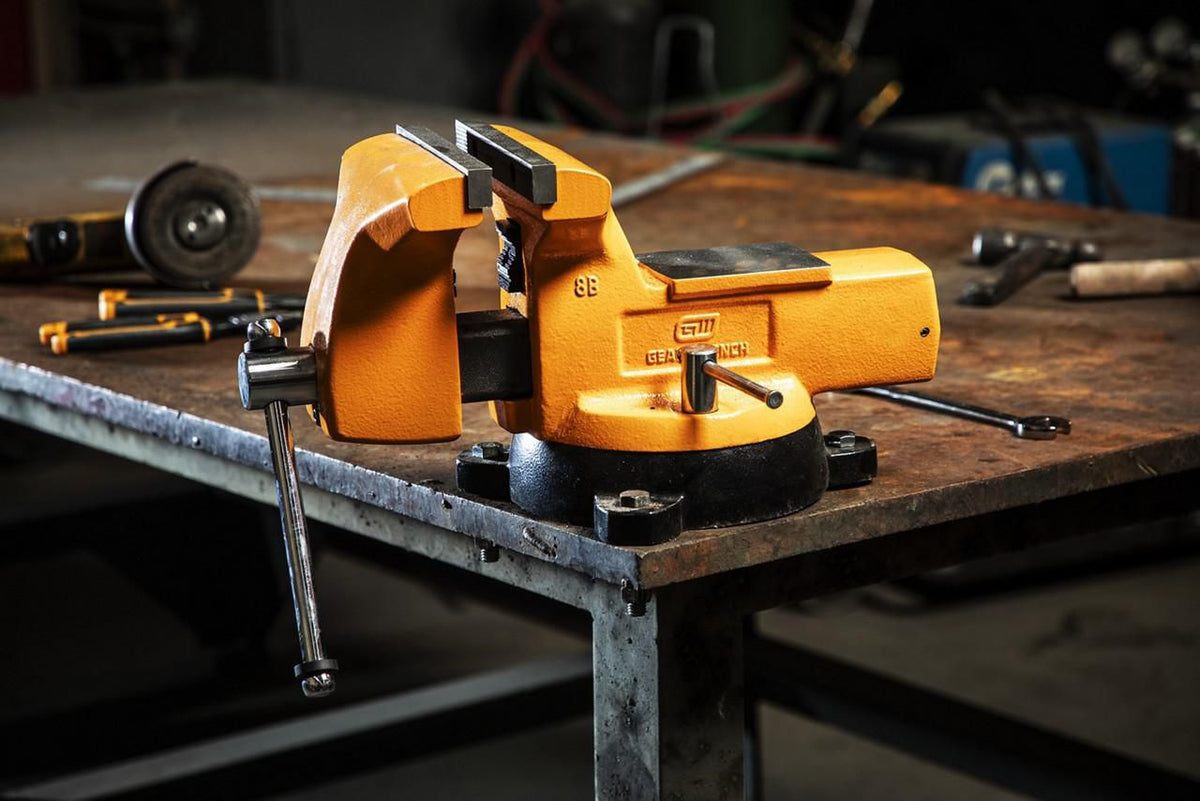 Gearwrench GWBVA8 8" Mechanic's Bench Vise with Anvil