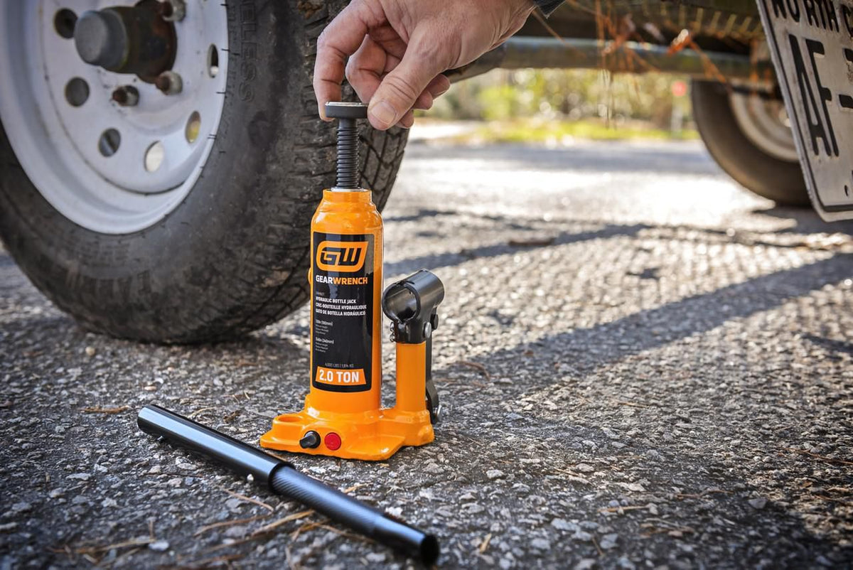Gearwrench GWHBJ2T 2 Ton Hydraulic Bottle Jack