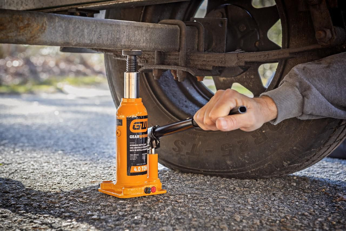 Gearwrench GWHBJ4T 4 Ton Hydraulic Bottle Jack