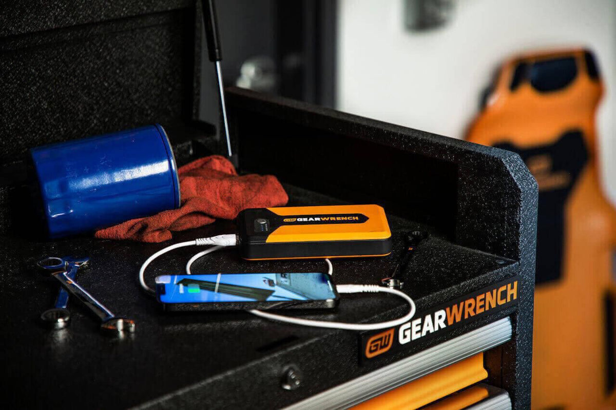 Gearwrench GWLBJ12 1200A 12V Lithium Battery Jump Starter and Powerbank
