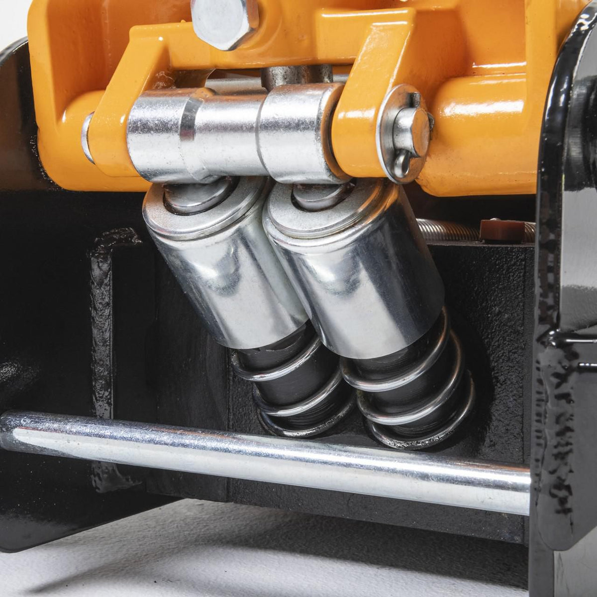 Gearwrench GWLPFJ3T 3.5 Ton Low Profile Floor Jack