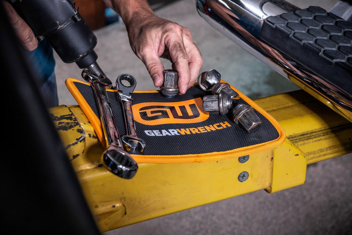 Gearwrench GWMAGMAT108 10" X 8" High Strength Magnetic Tool Mat