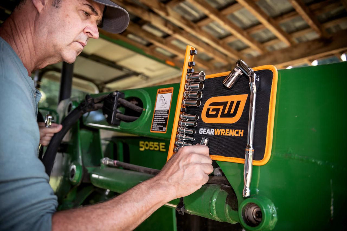 Gearwrench GWMAGMAT108 10" X 8" High Strength Magnetic Tool Mat