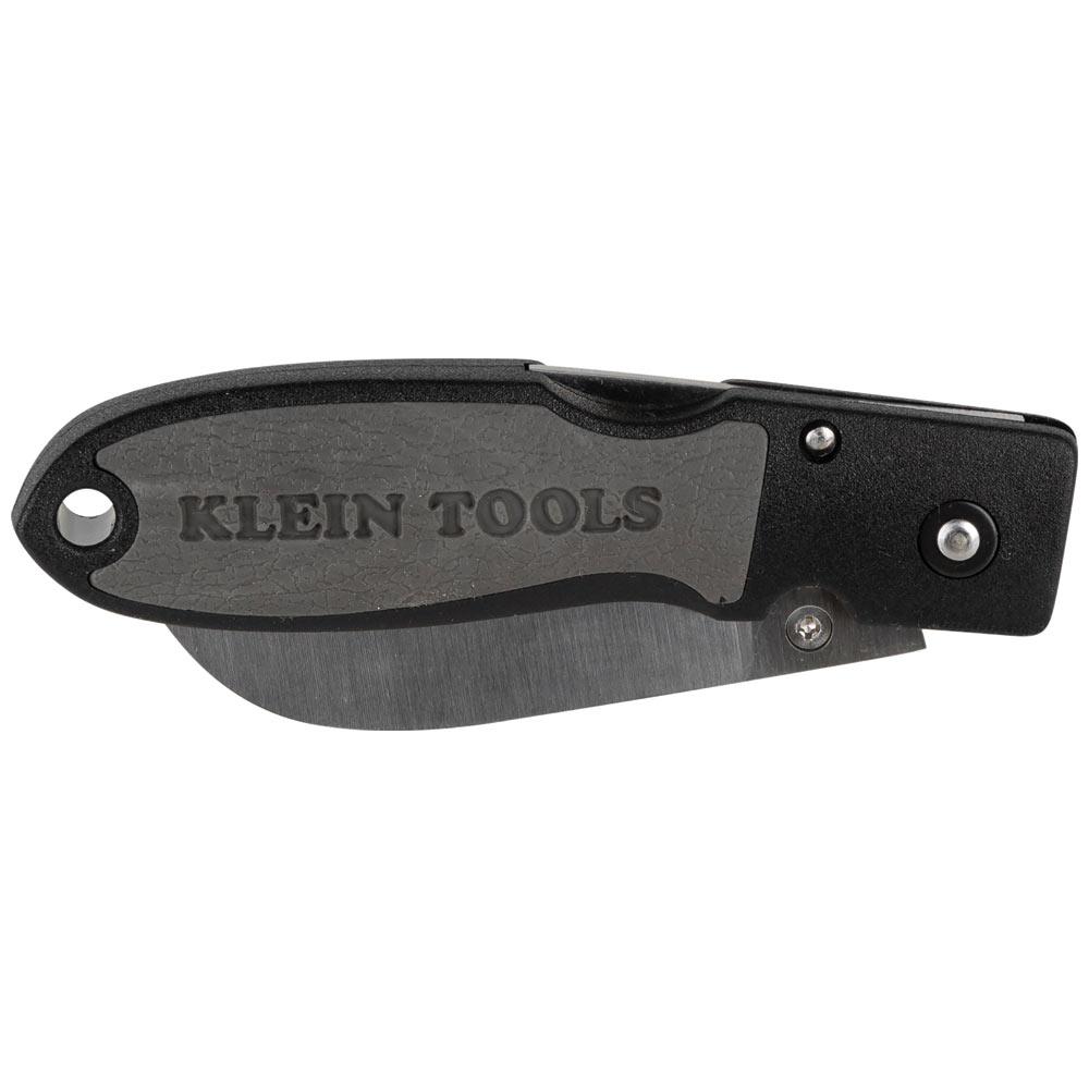 Klein Tools 44004 - SecureCut Folding Utility Tool with Durable Steel Blade, Reliable for Various Tasks