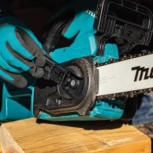 Makita XCU11Z 18V LXT® Lithium‑Ion Brushless Cordless 14" Chain Saw, Tool Only