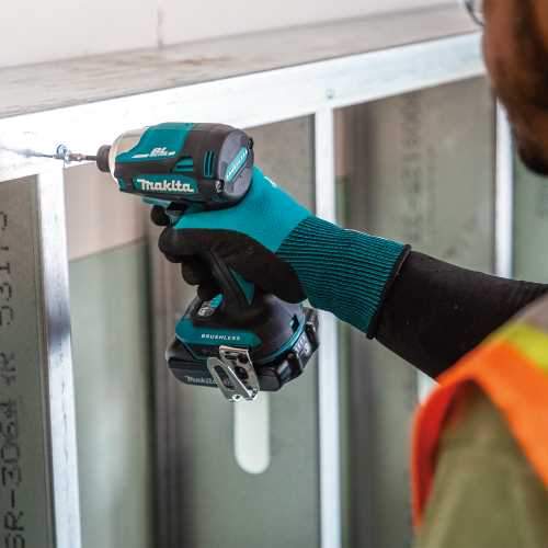 Makita XDT19R 18V LXT® Lithium‑Ion Compact Brushless Cordless Quick‑Shift Mode™ 4‑Speed Impact Driver Kit (2.0Ah)