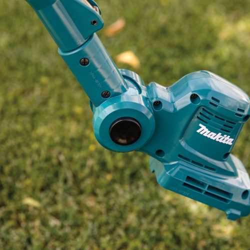 Makita XNU05SM1 18V LXT® Lithium‑Ion Cordless 18" Telescoping Articulating Pole Hedge Trimmer Kit (4.0Ah)