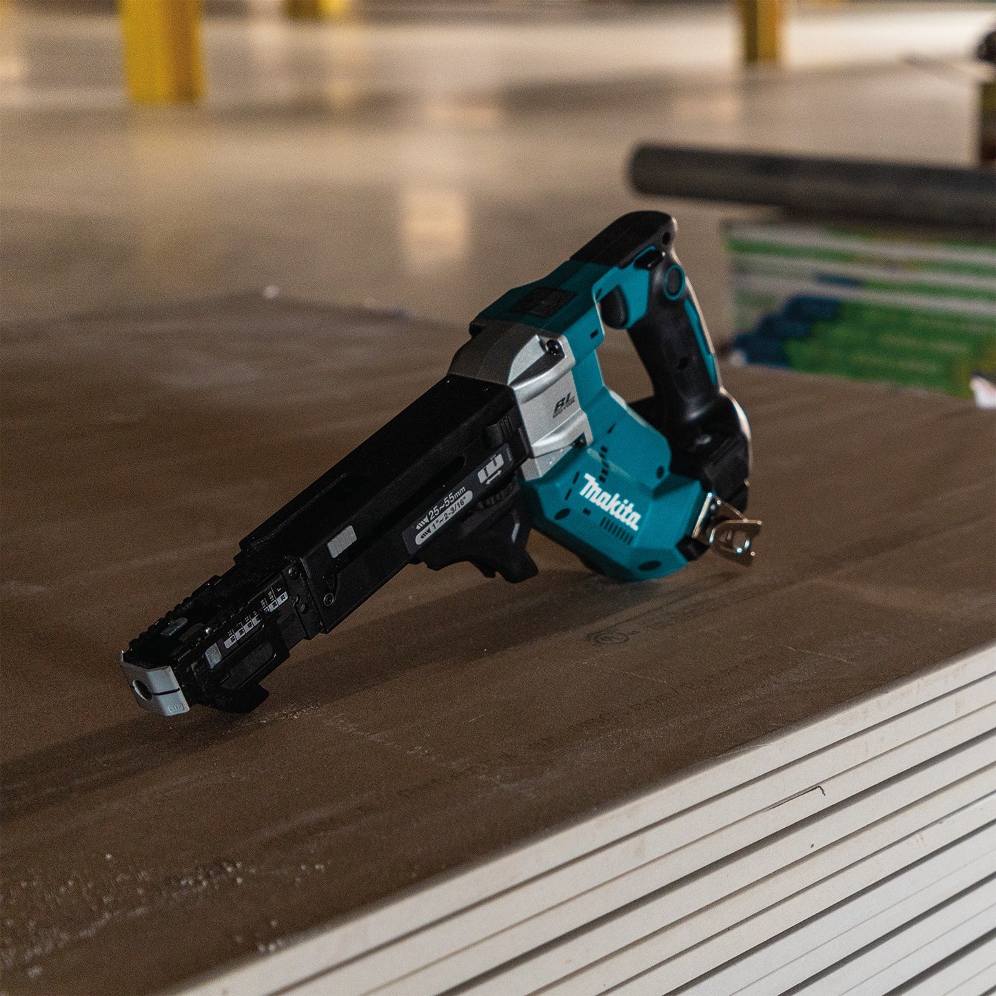 Makita XRF03Z 18V LXT® Lithium‑Ion Brushless Cordless 6,000 RPM Autofeed Screwdriver, Tool Only