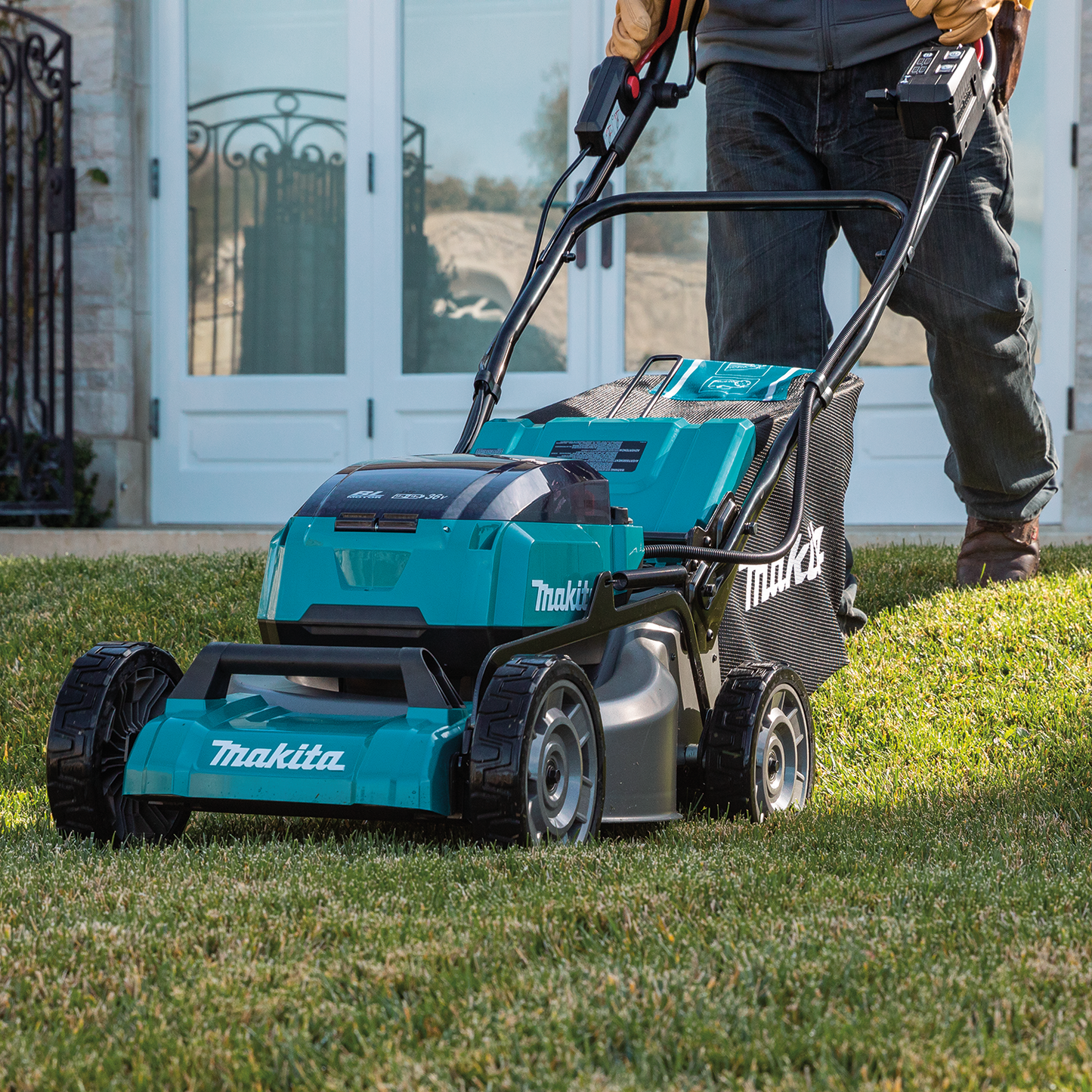 Makita XML06Z 36V (18V X2) LXT® Brushless 18" Self‑Propelled Commercial Lawn Mower, Tool Only