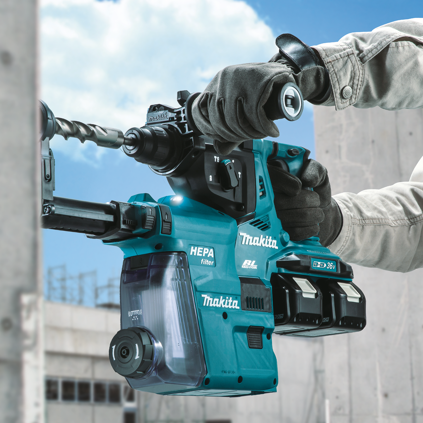 Makita XRH10PTW 36V (18V X2) LXT® Brushless 1‑1/8" SDS‑PLUS AVT® Rotary Hammer Kit, w/ HEPA Dust Extractor, AFT®, AWS® Capable (5.0Ah)