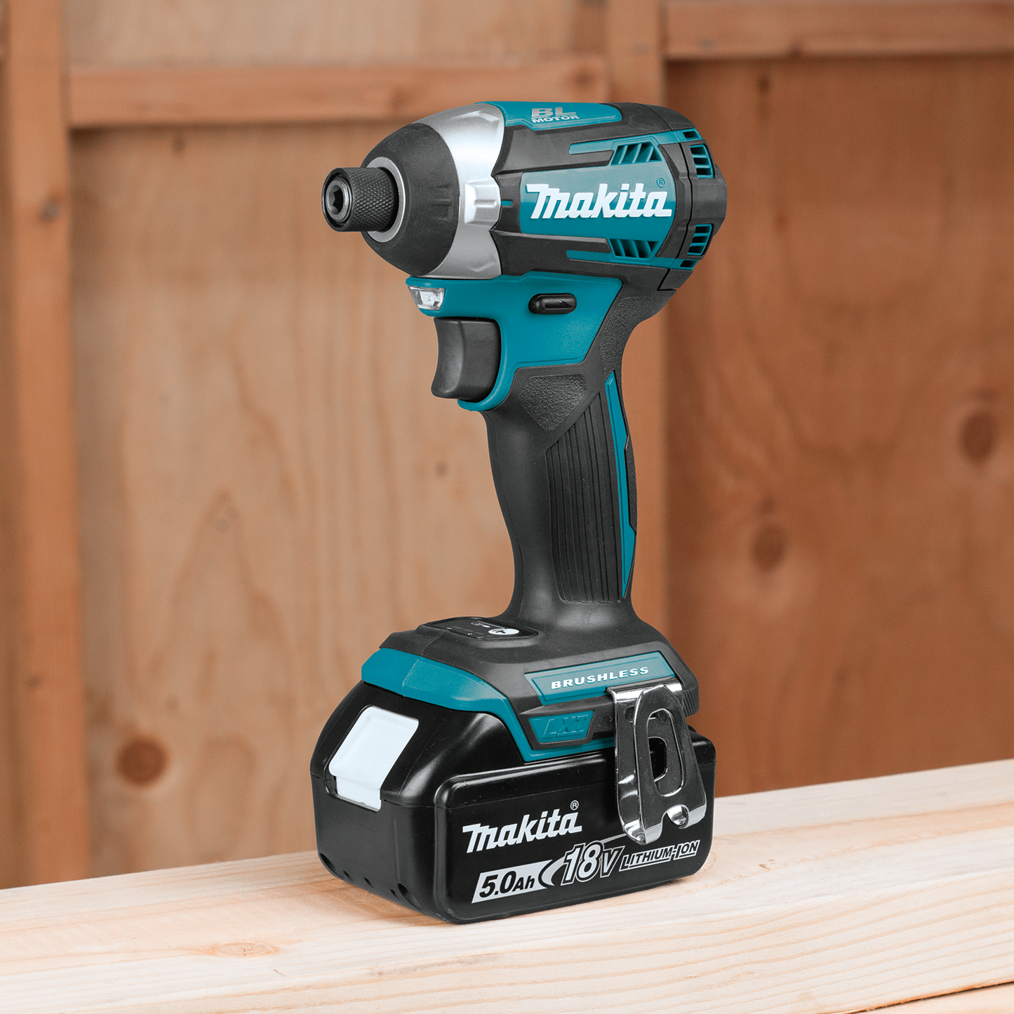 Makita XDT14T 18V LXT® Lithium‑Ion Brushless Cordless Quick‑Shift Mode™ 3‑Speed Impact Driver Kit (5.0Ah)