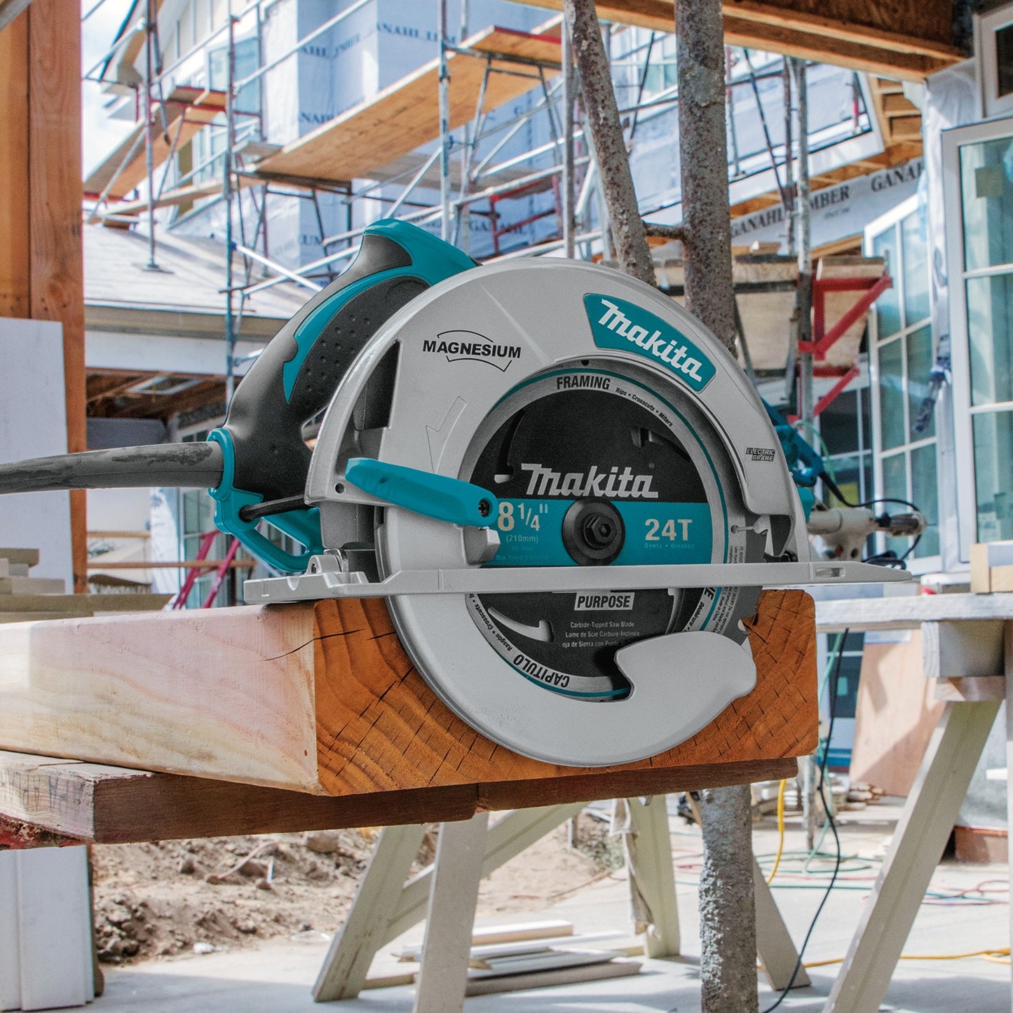 Makita 5008MGA 8‑1/4" Magnesium Circular Saw, with Electric Brake