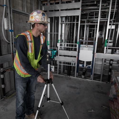 Makita TK0LM2000F Compact Tripod, 44" max height