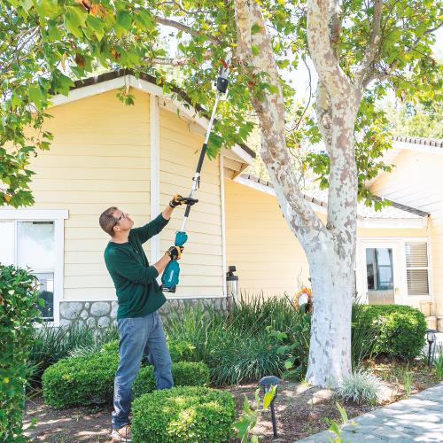 Makita XUX02SM1X4 18V LXT® Lithium‑Ion Brushless Cordless Couple Shaft Power Head Kit w/ 13" String Trimmer & 10" Pole Saw Attachments (4.0Ah)
