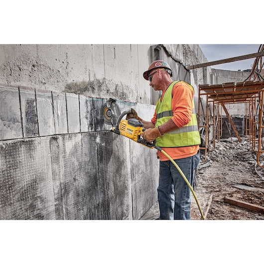Dewalt DCS690X2 Flexvolt 60V Max* Cordless Brushless 9 In. Cut-Off Saw Kit