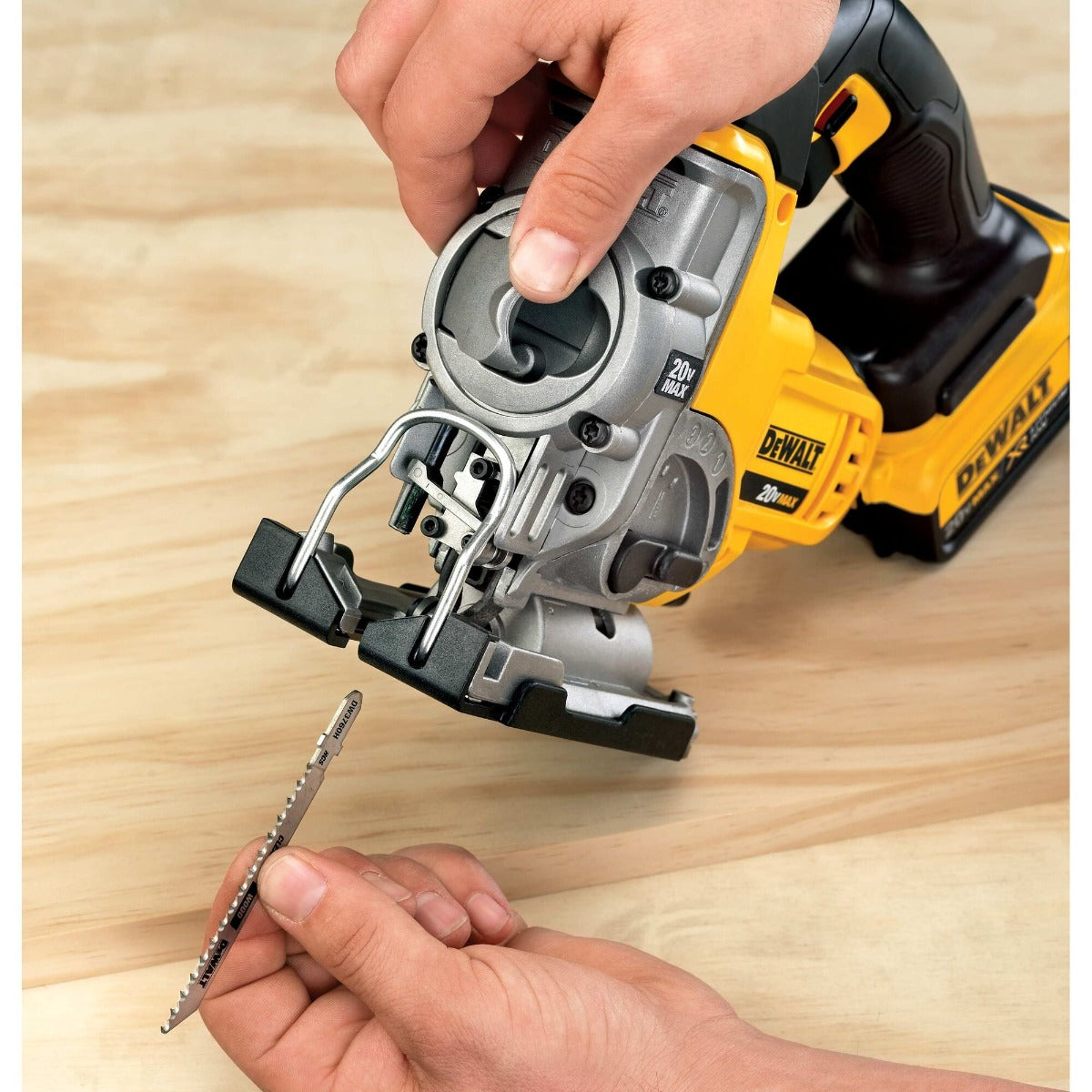 Dewalt DCS331M1 Jig Saw Kits