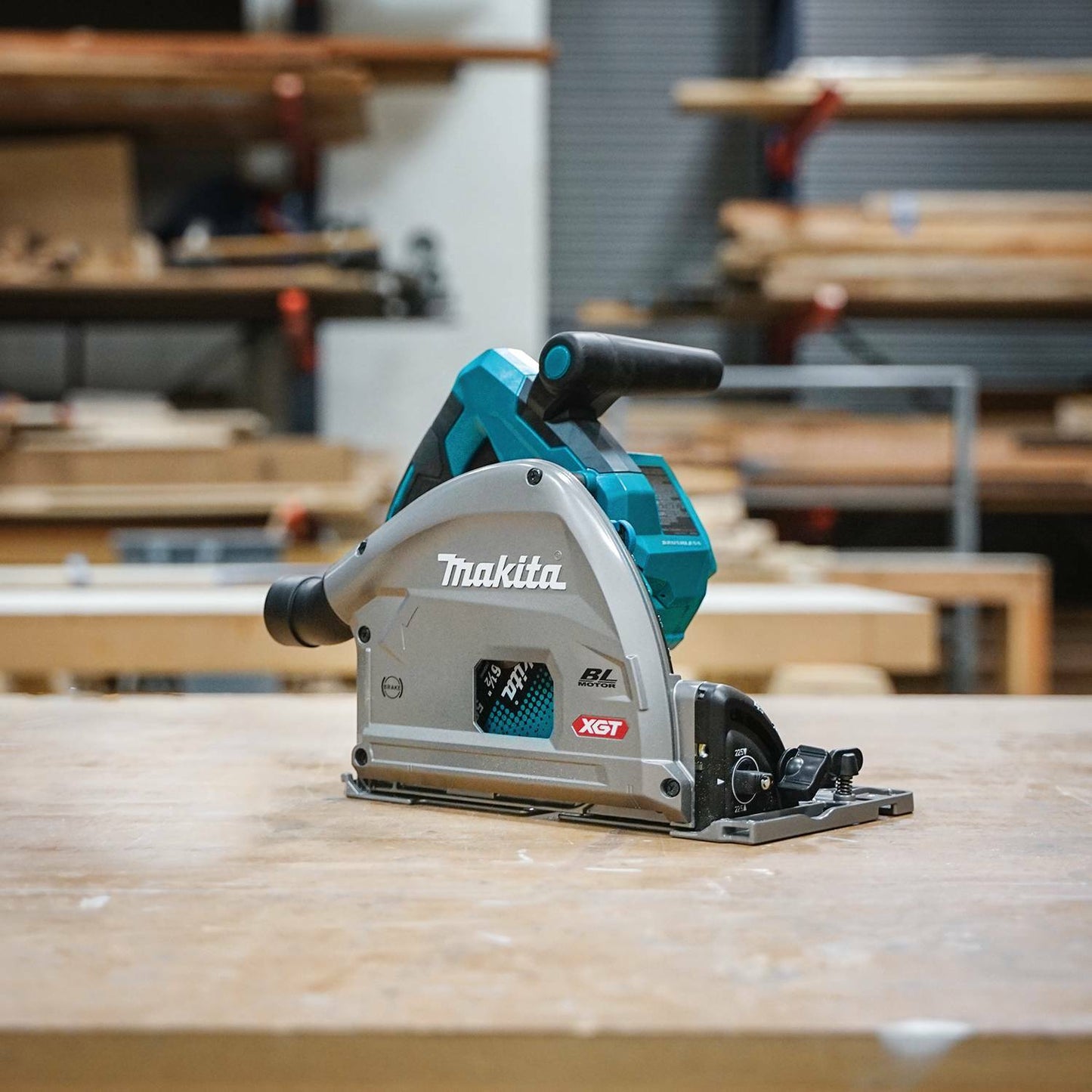 Makita GPS01Z 40V max XGT® Brushless Cordless 6‑1/2" Plunge Circular Saw, AWS® Capable, Tool Only