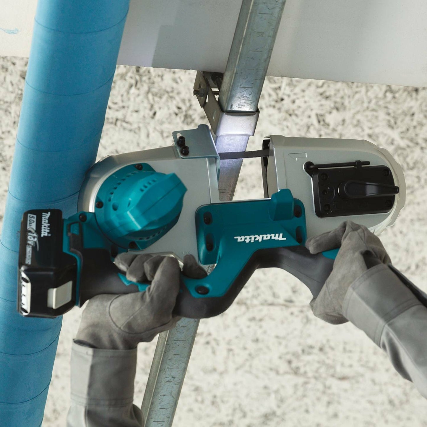 Makita XBP03T 18V LXT® Lithium‑Ion Cordless Compact Band Saw Kit (5.0Ah)